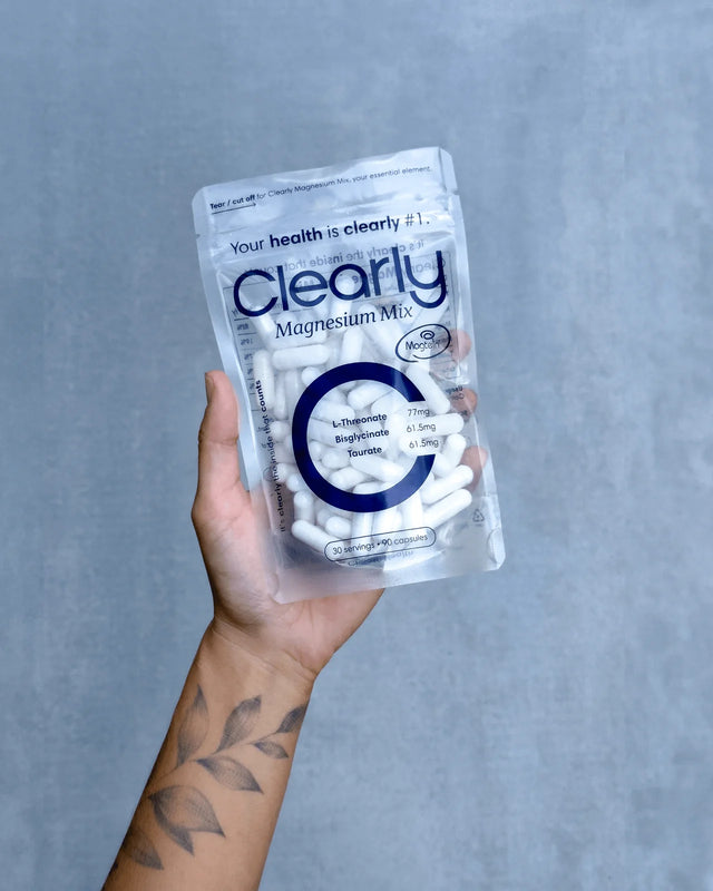  Clearly Magnesium Mix pouch lifestlye.